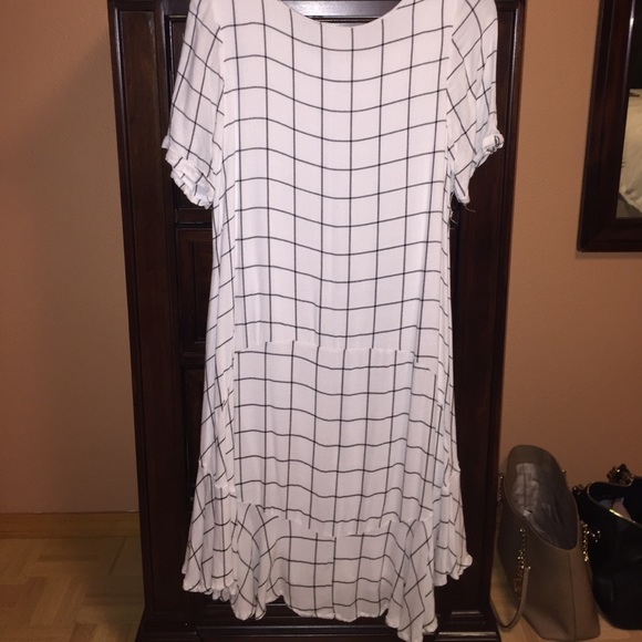 Maela Swing Dress - Picture 4 of 4